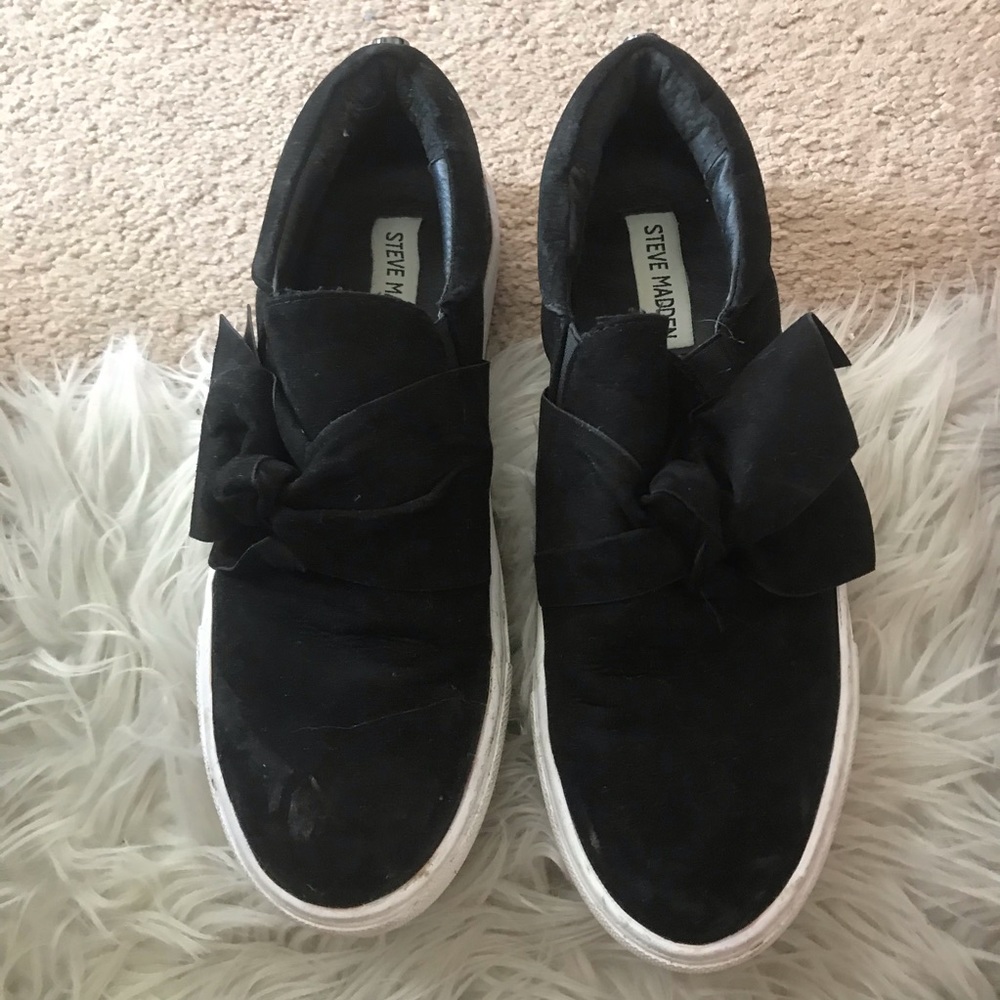 Steve Madden slip on shoes